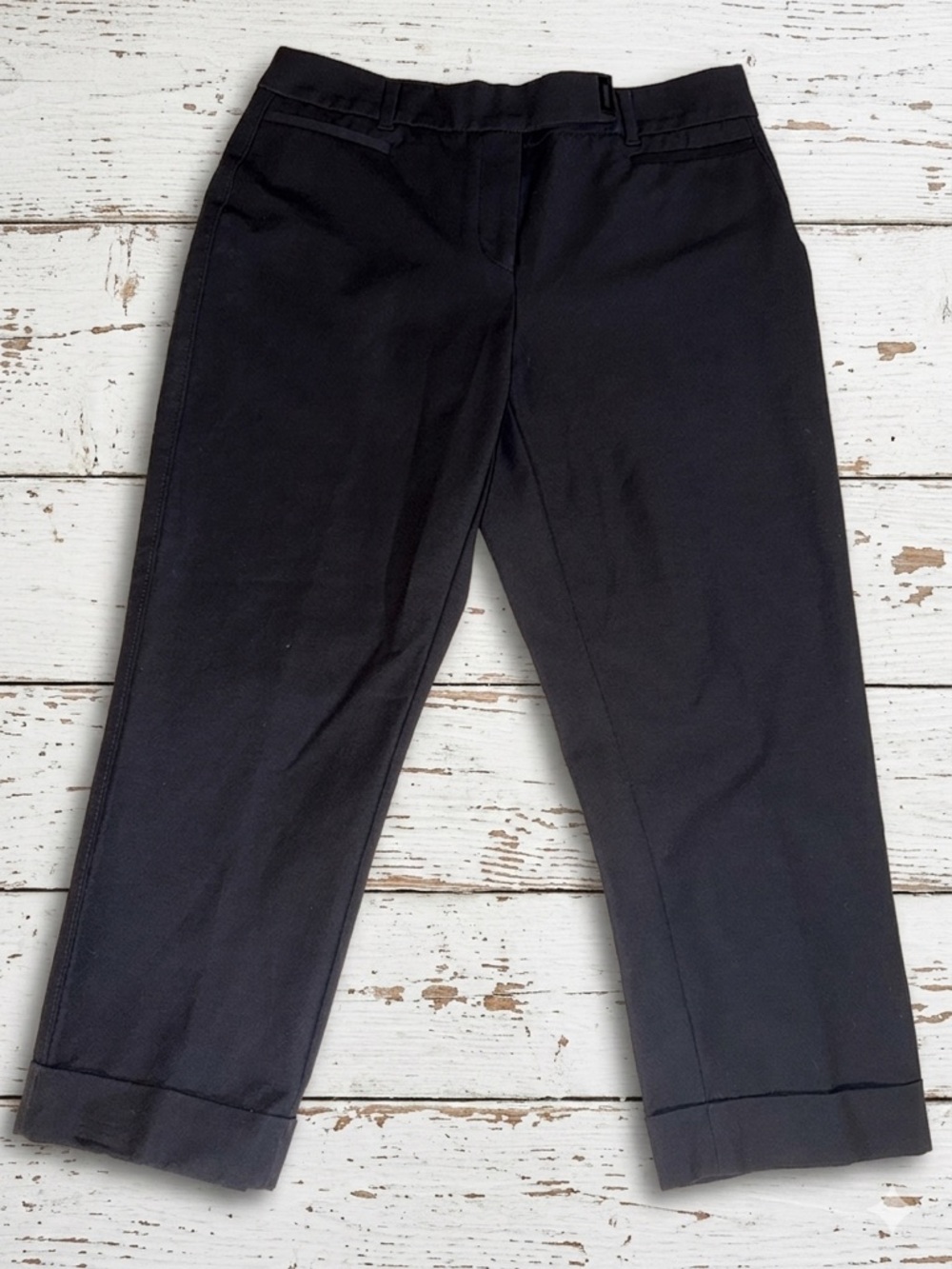 White House Black Market Black Slim Collection Capri Pants Size 6P Petite